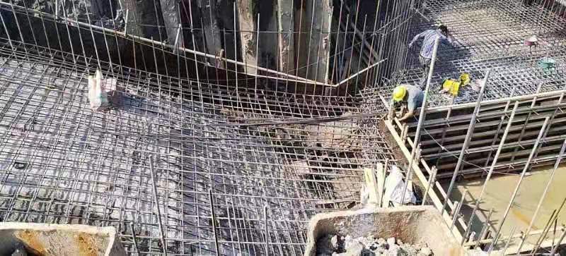 新水工新項目-定制3方混凝土攪拌站火熱進行中